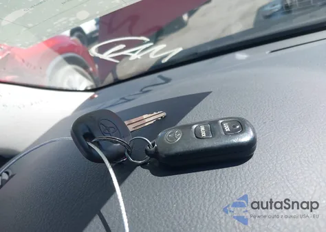 2006 Toyota Corolla S from USA, damaged, VIN 1NXBR32E26Z753065